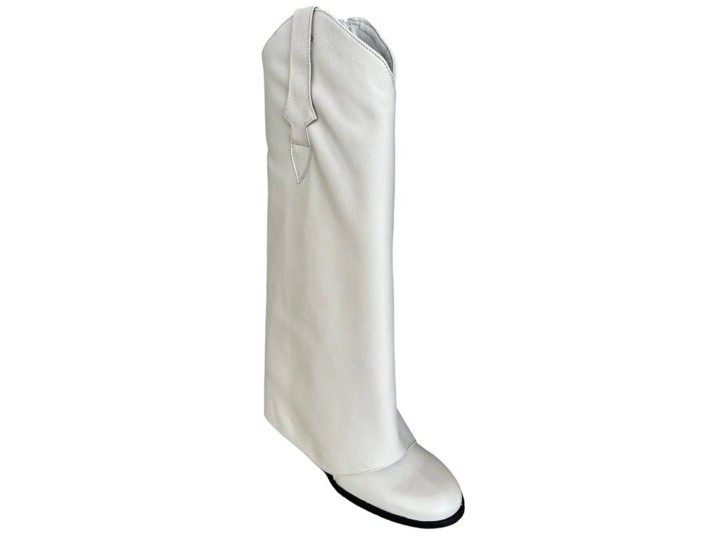 Antonella Hueso (Preorder)