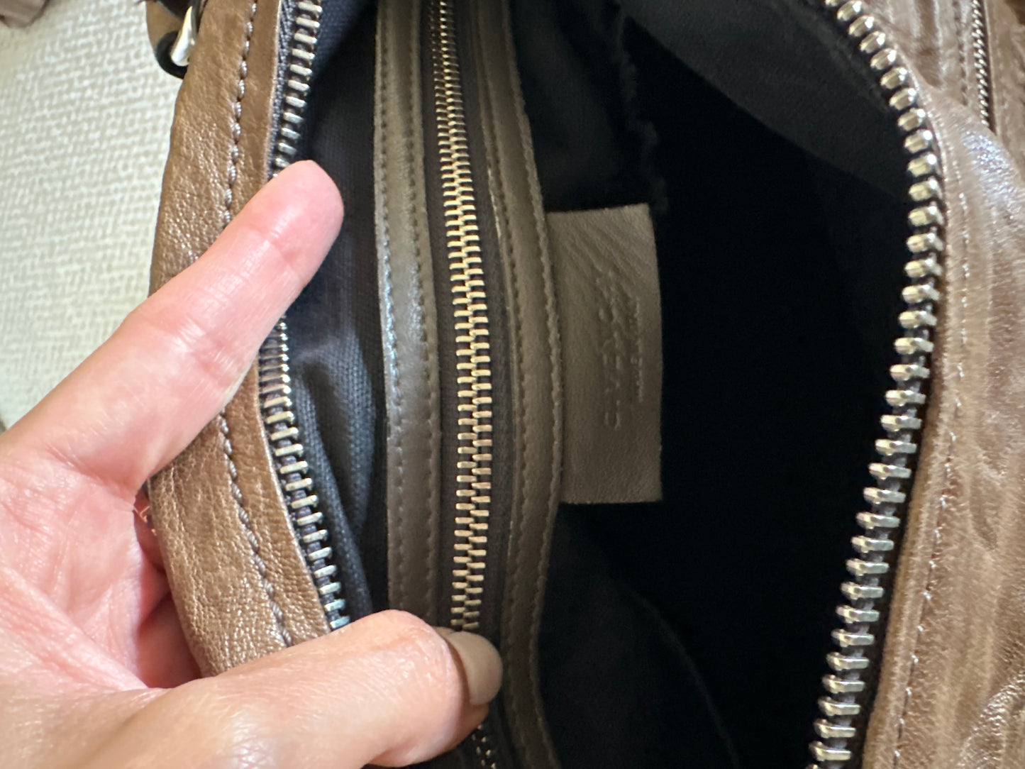 Givenchy bolsa