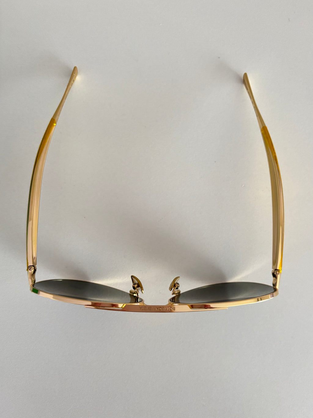 Bottega Lentes Aviator Sardine