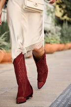 Cayetana Gamuza Cereza