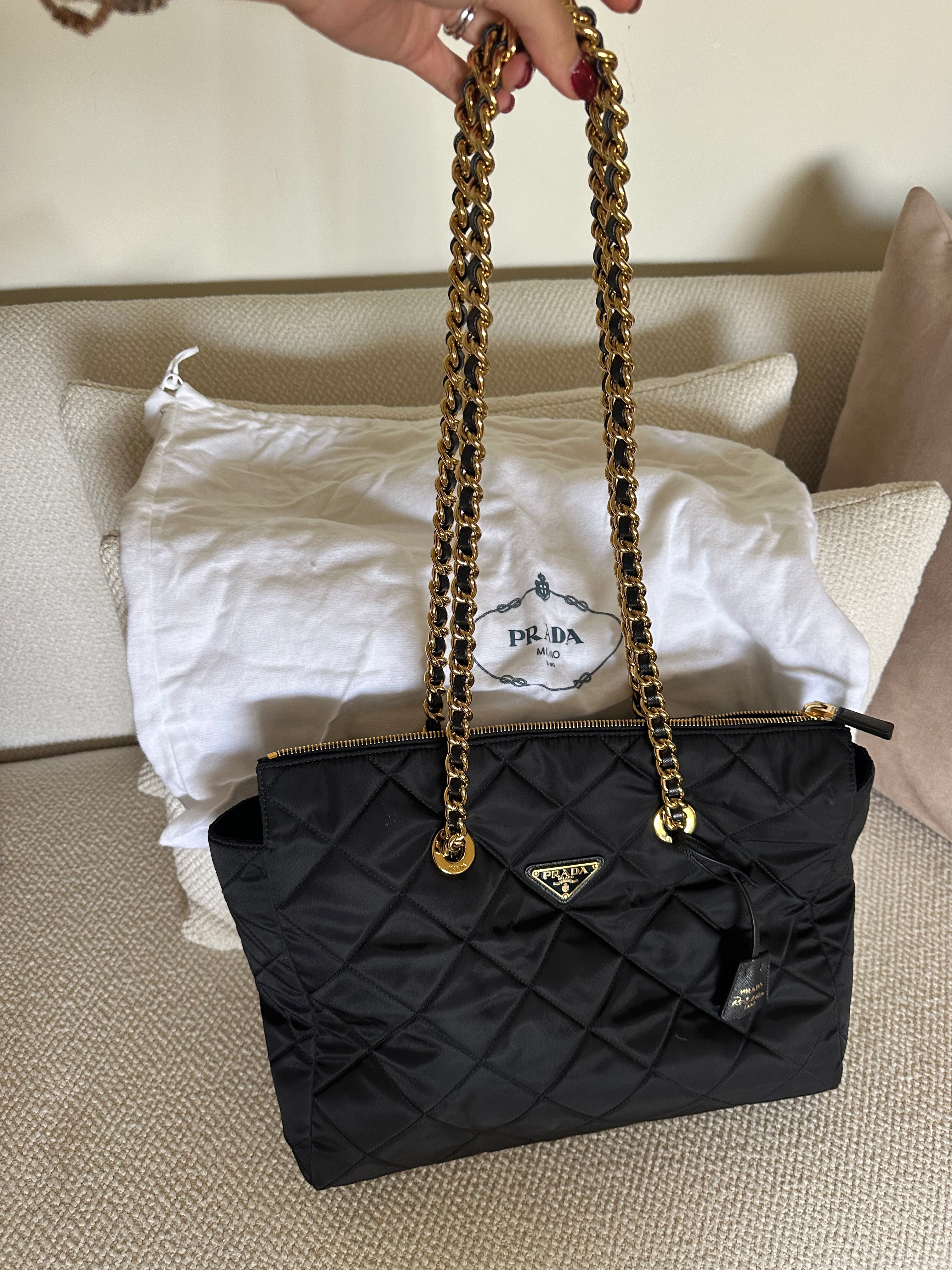 Prada bolsa nylon