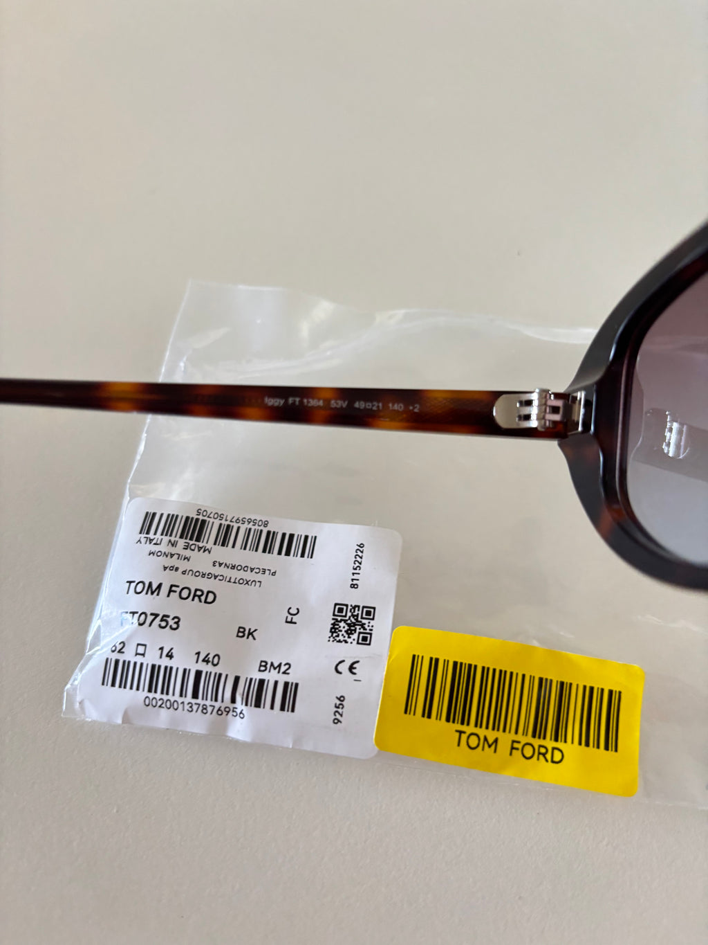 Tom Ford Ovalado Clásico