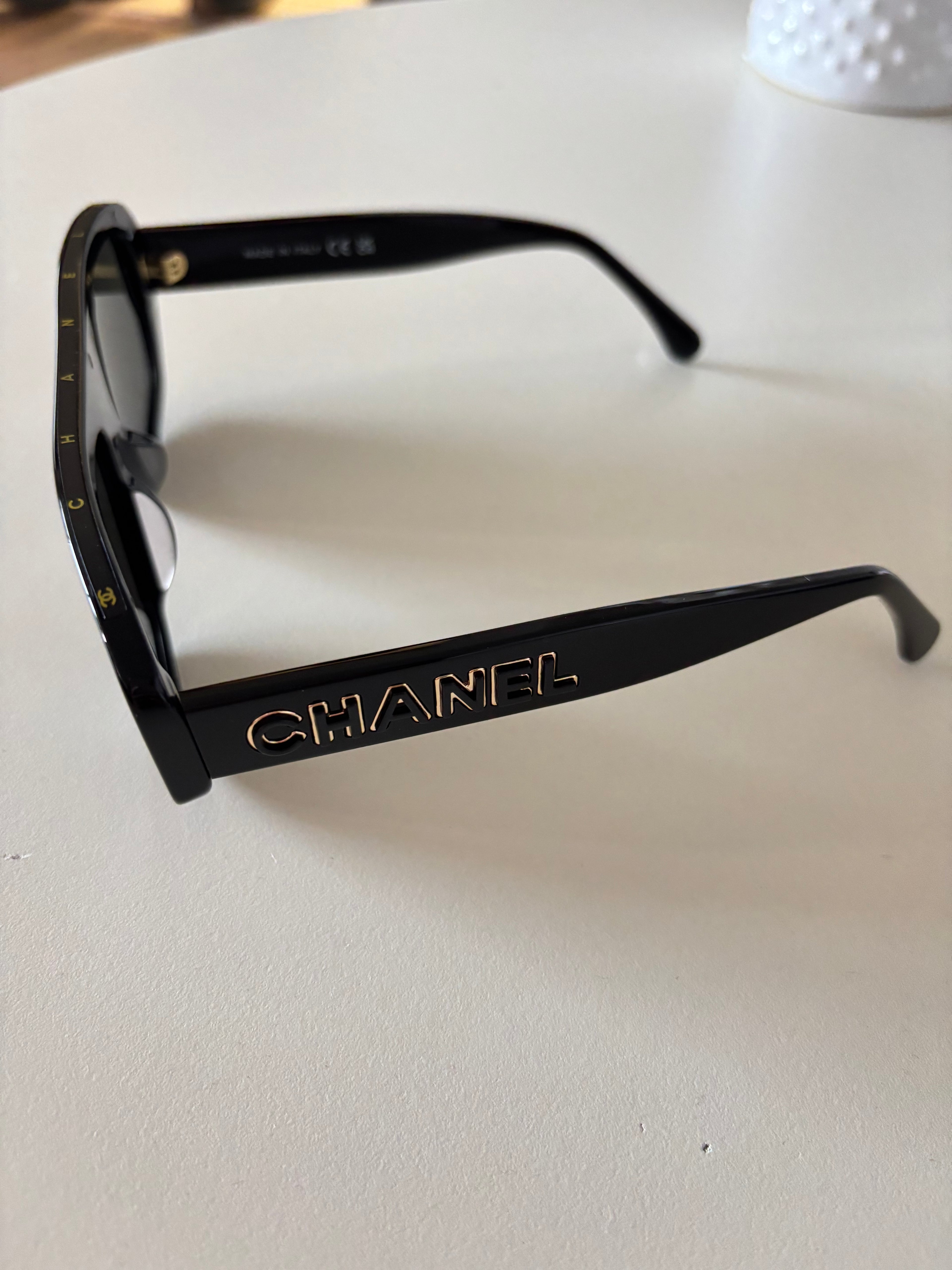 Chanel Rectangular Oversized Negro