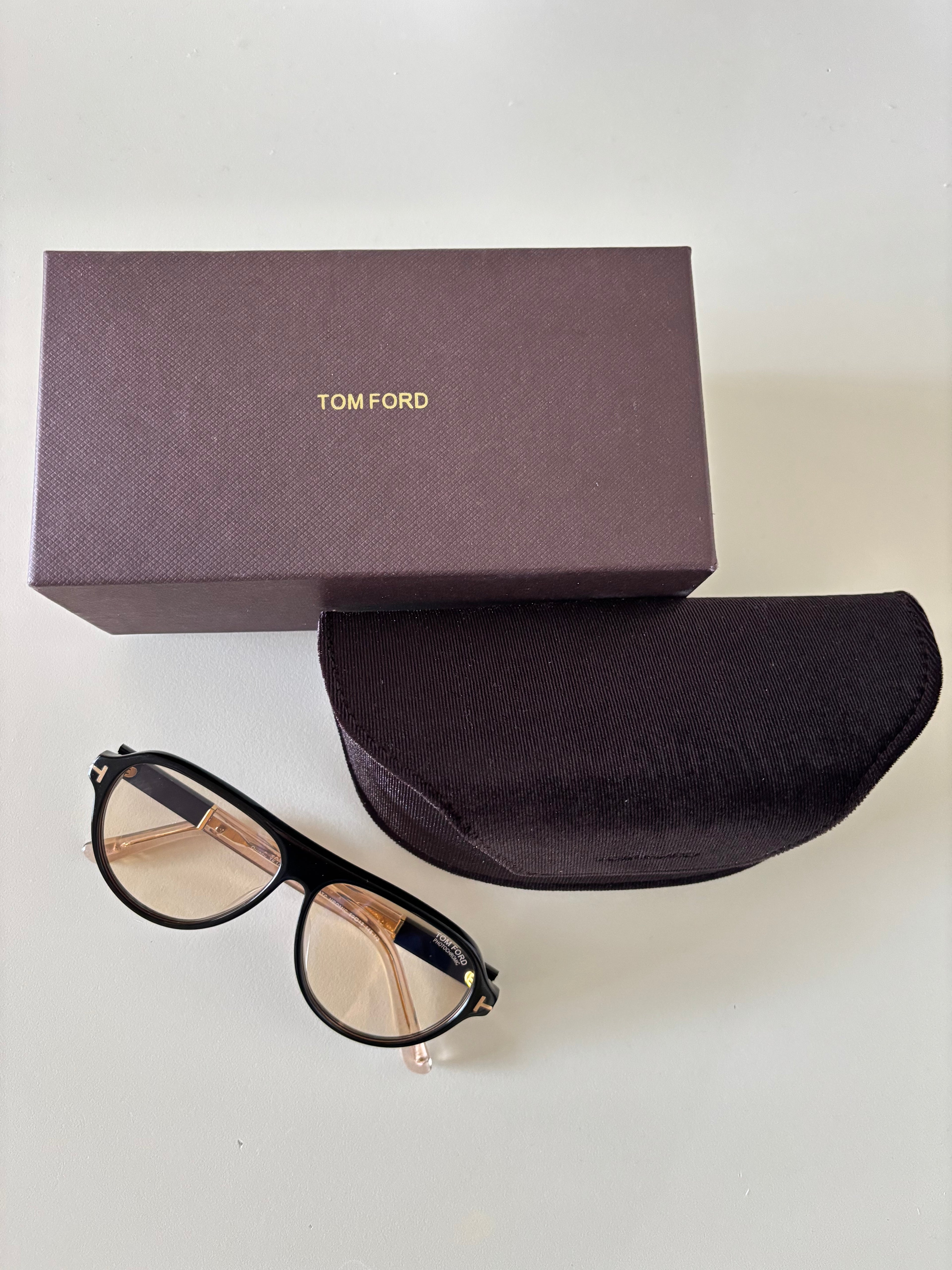 Tom Ford lentes aviator fotosensibles