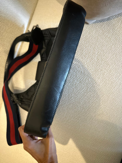 Gucci bolsa negra