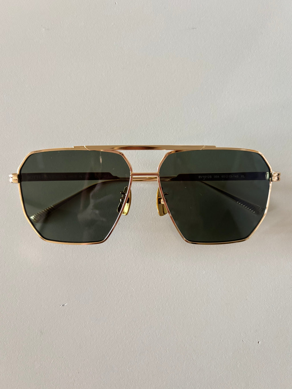 Bottega Veneta Aviador Dorado