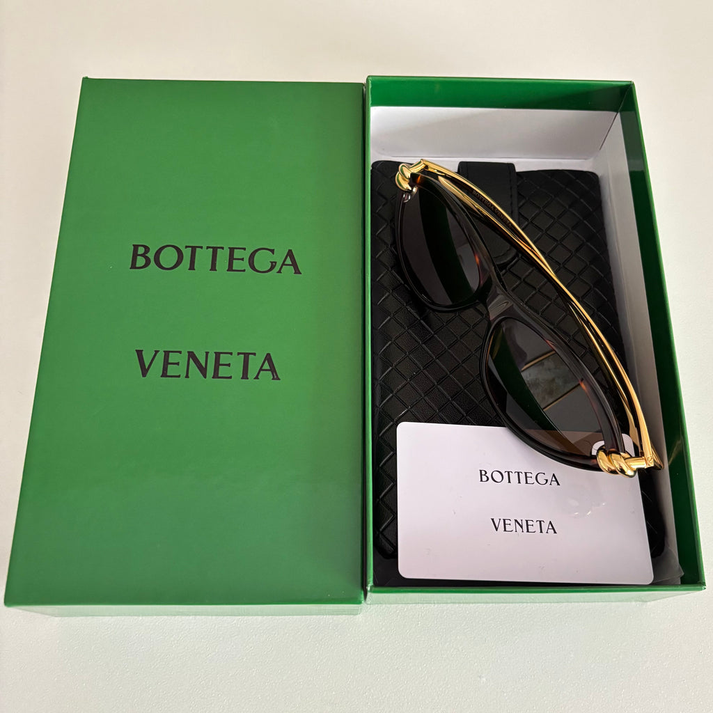 Bottega lentes knot cat eye