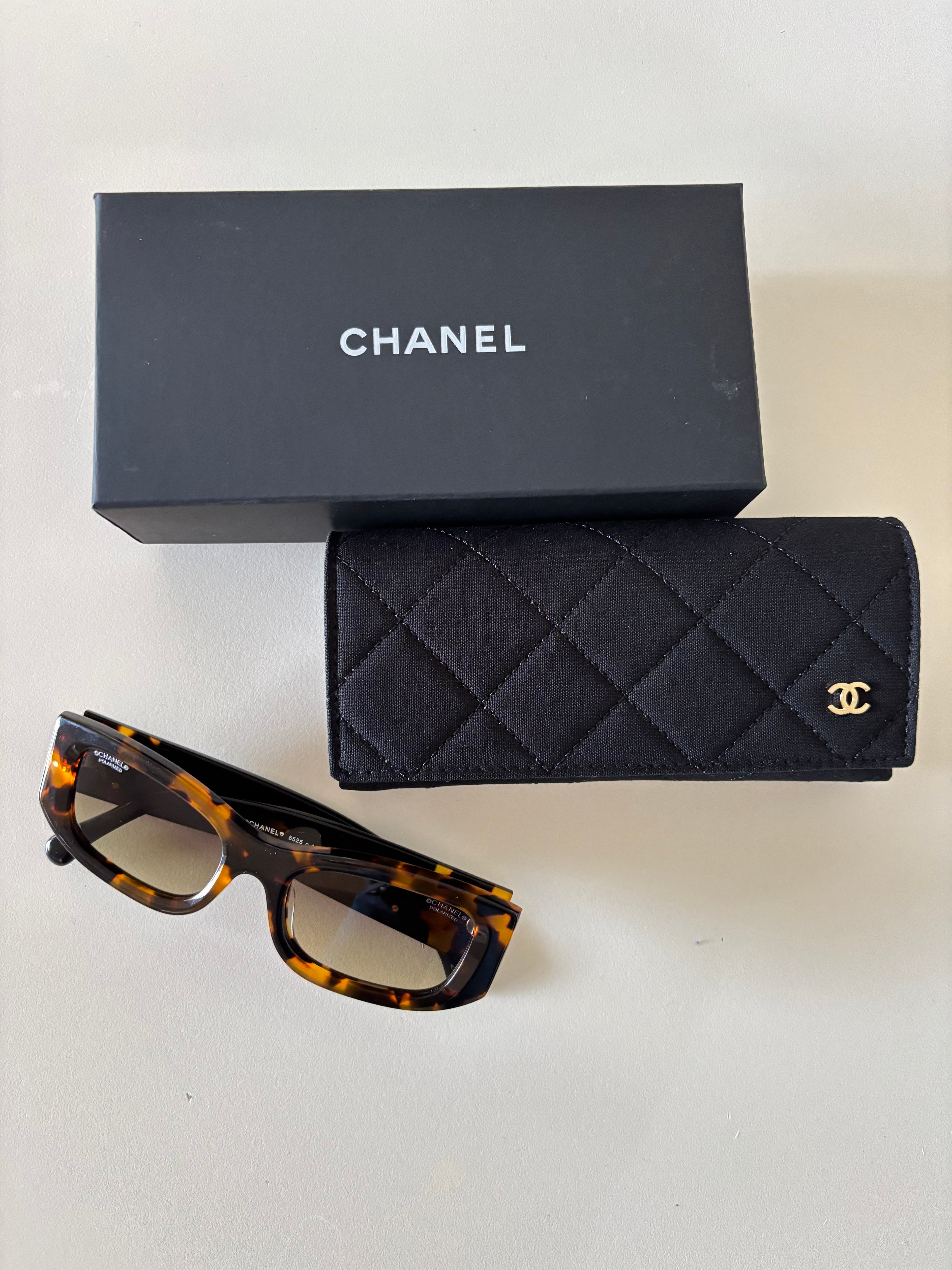 Chanel lentes rectangulares café