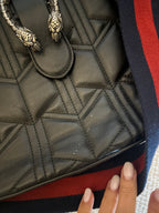 Gucci bolsa negra
