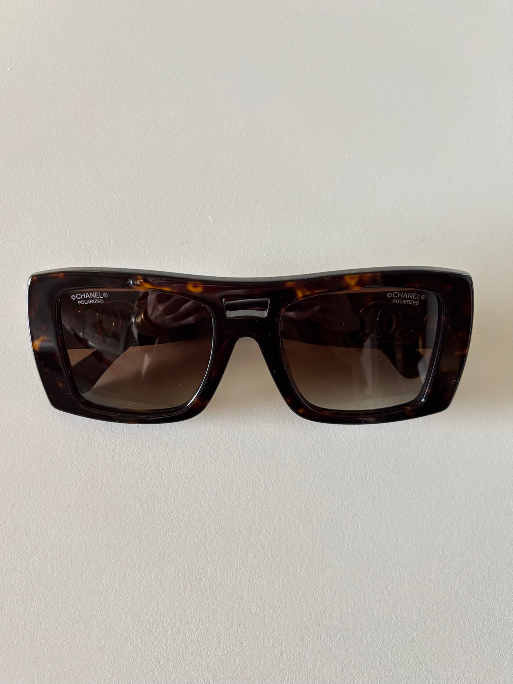 Chanel lentes rectangulares café oversized