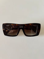Chanel lentes rectangulares café oversized