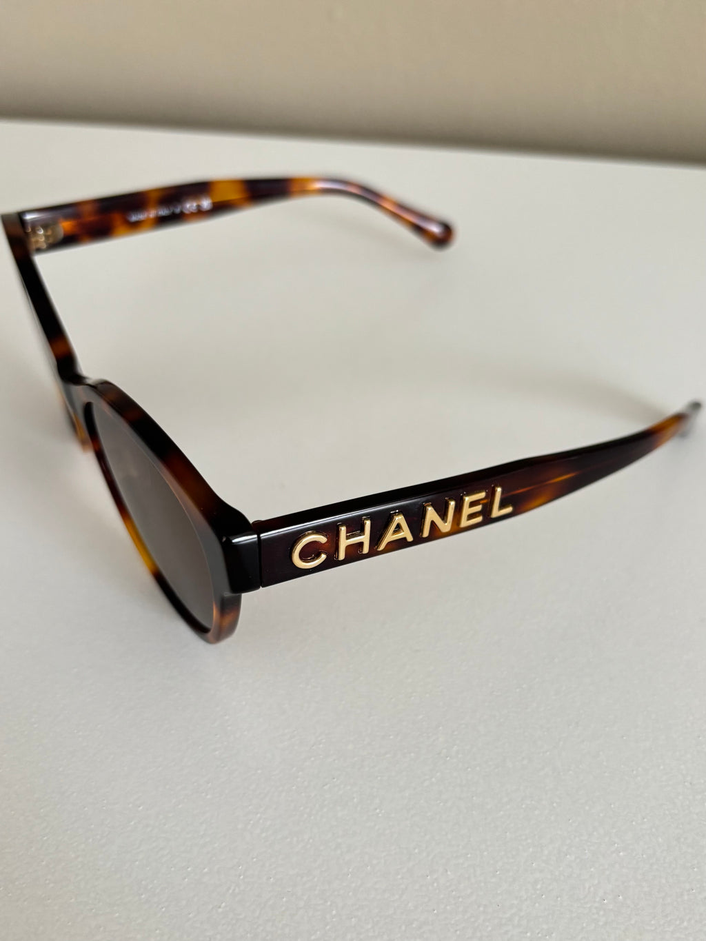 Chanel Cat-Eye Carey Clásico