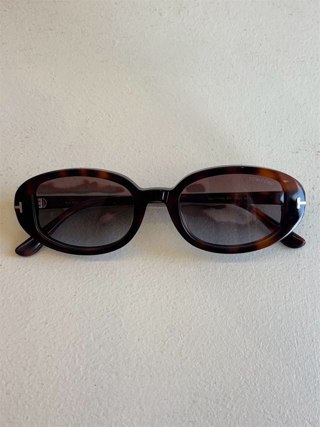 Tom Ford Ovalado Clásico