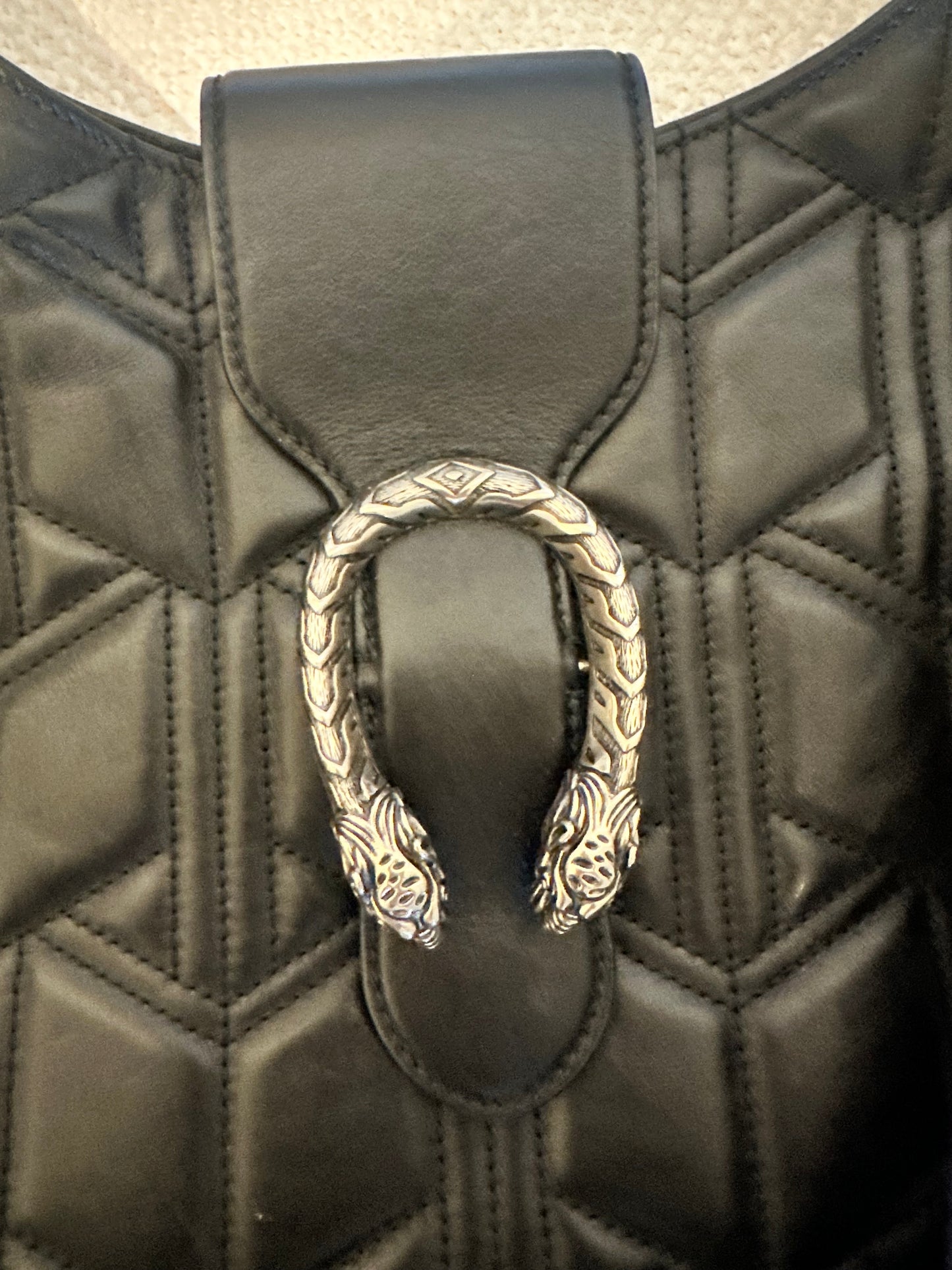 Gucci bolsa negra