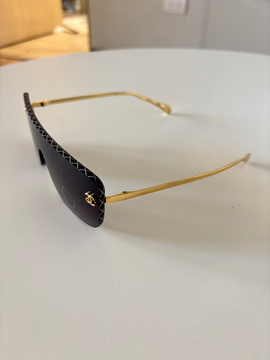 Chanel Shield / visor oversized