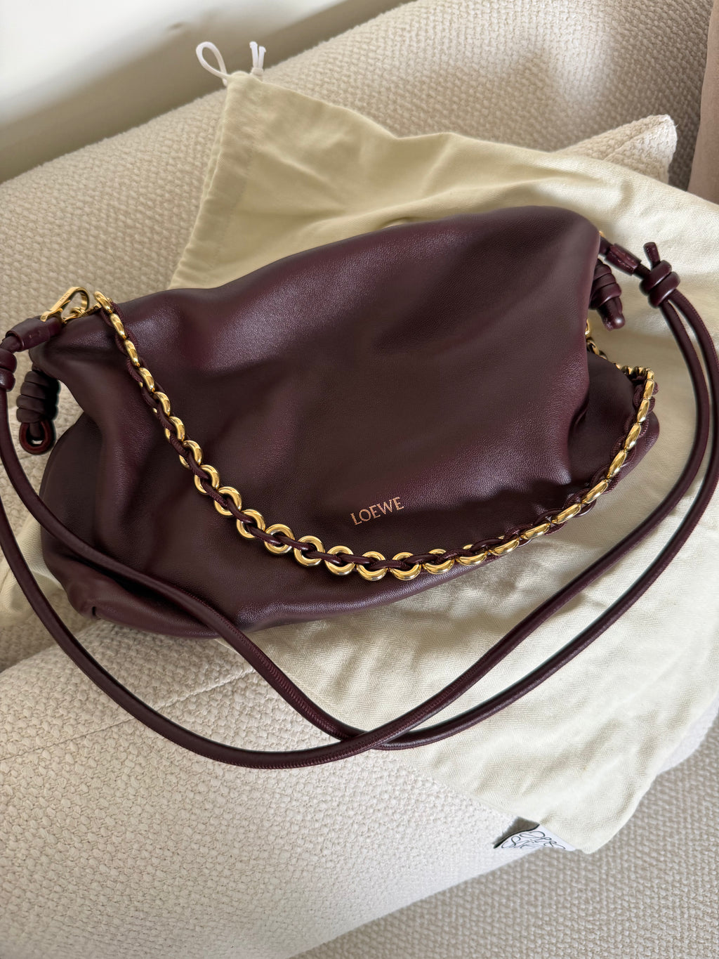 Loewe bolsa flamenco con cadena