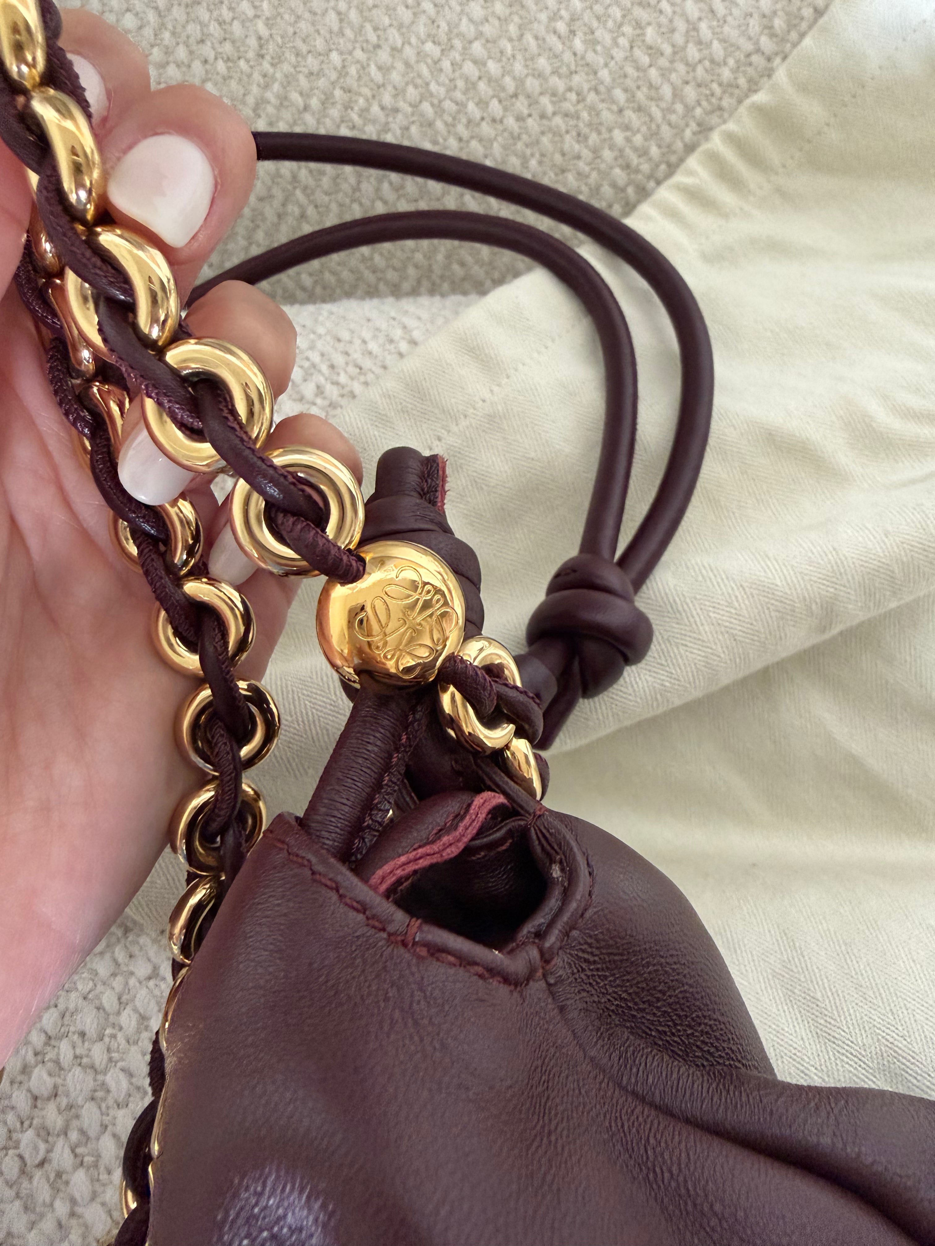 Loewe bolsa flamenco con cadena