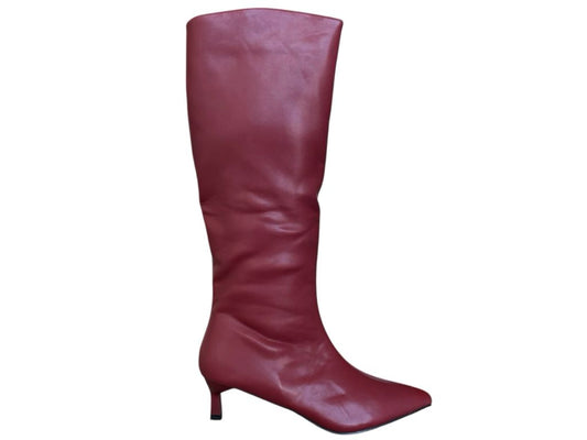 Freya Burgundy